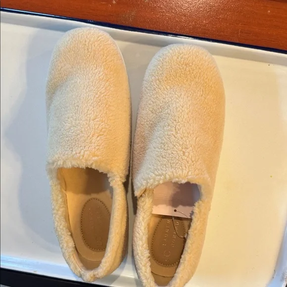 Lauren Conrad Maya Cream Memory Foam Shoes Slippers - Picture 15 of 16
